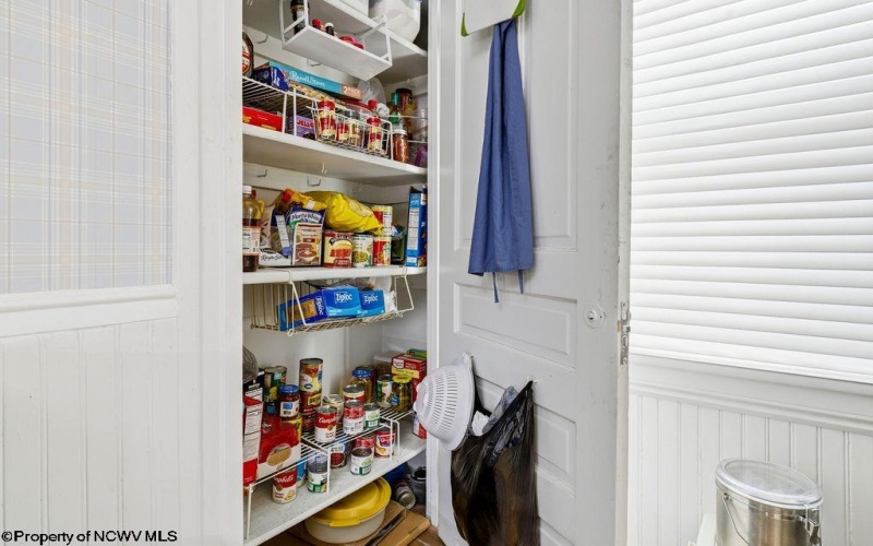 646 Mulberry Avenue, Clarksburg, West Virginia 26301, 5 Bedrooms Bedrooms, 17 Rooms Rooms,3 BathroomsBathrooms,Single Family Detached,For Sale,Mulberry,10164323