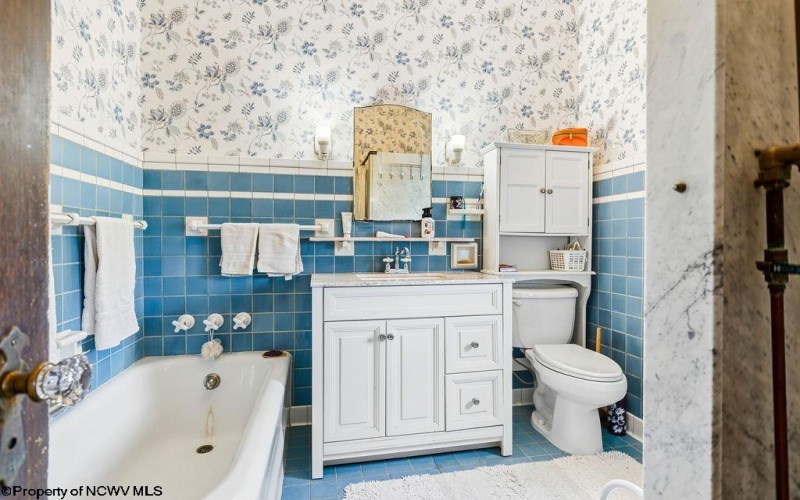 646 Mulberry Avenue, Clarksburg, West Virginia 26301, 5 Bedrooms Bedrooms, 17 Rooms Rooms,3 BathroomsBathrooms,Single Family Detached,For Sale,Mulberry,10164323