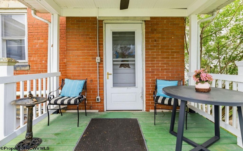 646 Mulberry Avenue, Clarksburg, West Virginia 26301, 5 Bedrooms Bedrooms, 17 Rooms Rooms,3 BathroomsBathrooms,Single Family Detached,For Sale,Mulberry,10164323