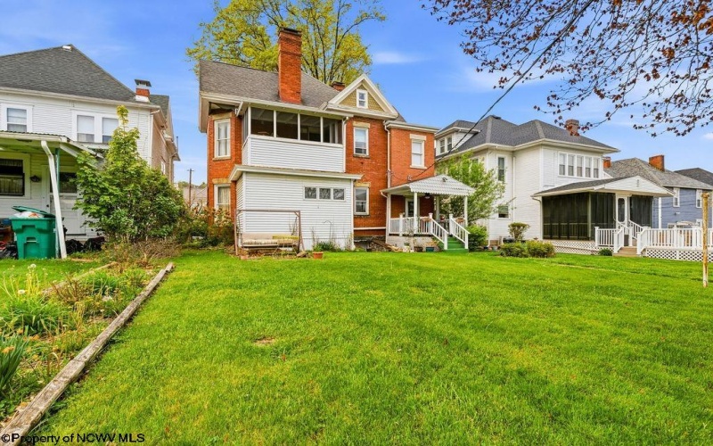 646 Mulberry Avenue, Clarksburg, West Virginia 26301, 5 Bedrooms Bedrooms, 17 Rooms Rooms,3 BathroomsBathrooms,Single Family Detached,For Sale,Mulberry,10164323