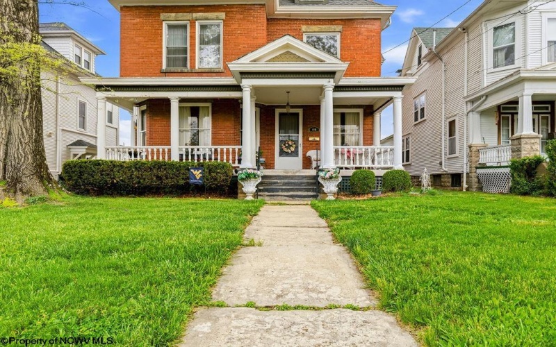 646 Mulberry Avenue, Clarksburg, West Virginia 26301, 5 Bedrooms Bedrooms, 17 Rooms Rooms,3 BathroomsBathrooms,Single Family Detached,For Sale,Mulberry,10164323