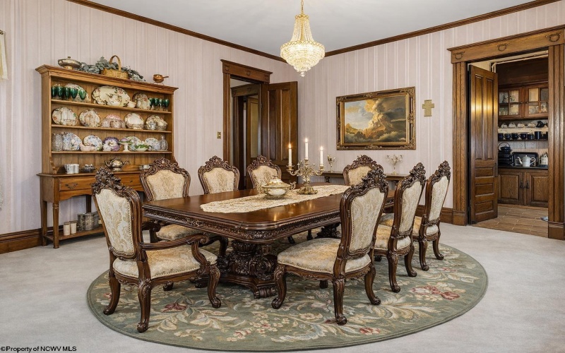 646 Mulberry Avenue, Clarksburg, West Virginia 26301, 5 Bedrooms Bedrooms, 17 Rooms Rooms,3 BathroomsBathrooms,Single Family Detached,For Sale,Mulberry,10164323