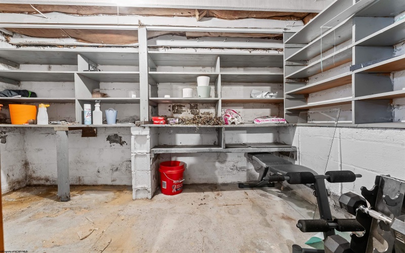 313 New York Avenue, Westover, West Virginia 26501, 2 Bedrooms Bedrooms, 5 Rooms Rooms,1 BathroomBathrooms,Single Family Detached,For Sale,New York,10164348