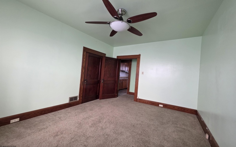 313 New York Avenue, Westover, West Virginia 26501, 2 Bedrooms Bedrooms, 5 Rooms Rooms,1 BathroomBathrooms,Single Family Detached,For Sale,New York,0,10164348