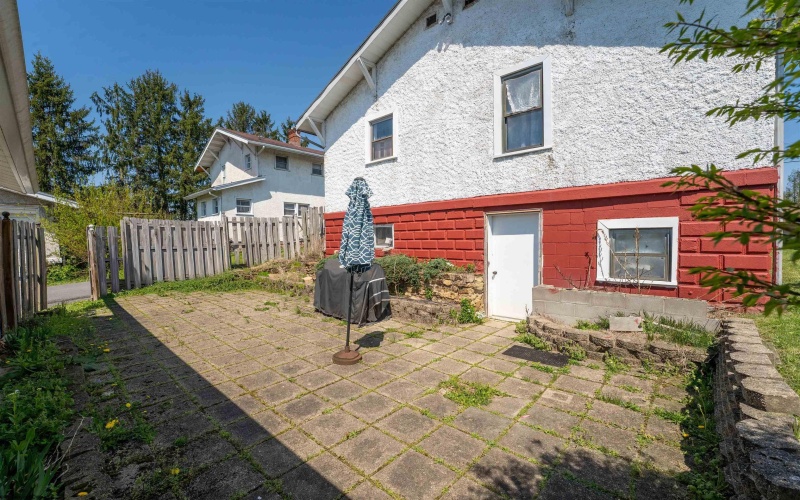 313 New York Avenue, Westover, West Virginia 26501, 2 Bedrooms Bedrooms, 5 Rooms Rooms,1 BathroomBathrooms,Single Family Detached,For Sale,New York,10164348