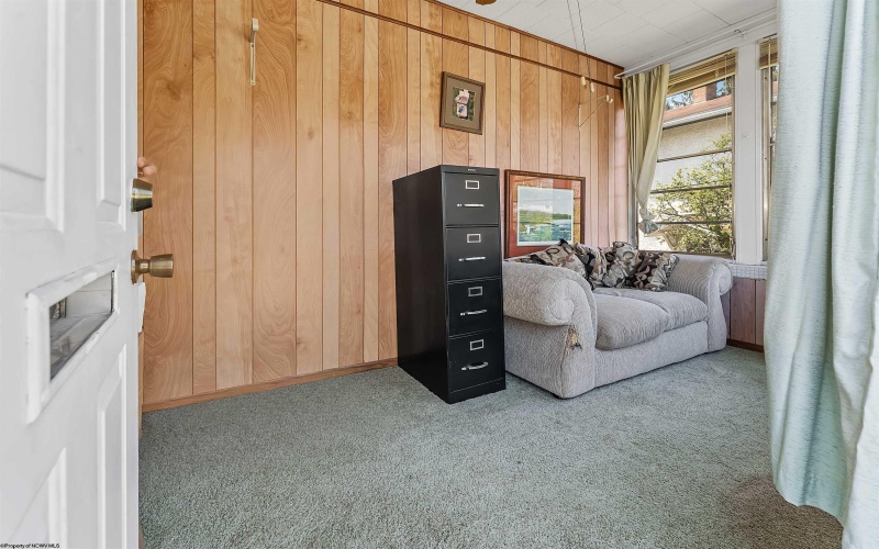 313 New York Avenue, Westover, West Virginia 26501, 2 Bedrooms Bedrooms, 5 Rooms Rooms,1 BathroomBathrooms,Single Family Detached,For Sale,New York,10164348