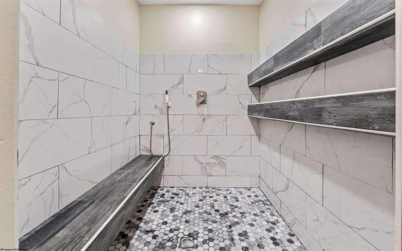 401 Turquoise Lane, Morgantown, West Virginia 26508, 3 Bedrooms Bedrooms, 8 Rooms Rooms,3 BathroomsBathrooms,Single Family Attached,For Sale,Turquoise,10164343