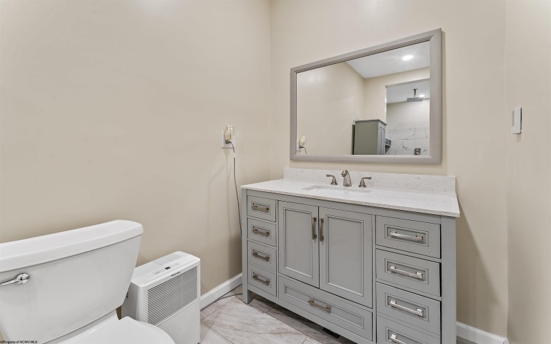 401 Turquoise Lane, Morgantown, West Virginia 26508, 3 Bedrooms Bedrooms, 8 Rooms Rooms,3 BathroomsBathrooms,Single Family Attached,For Sale,Turquoise,10164343