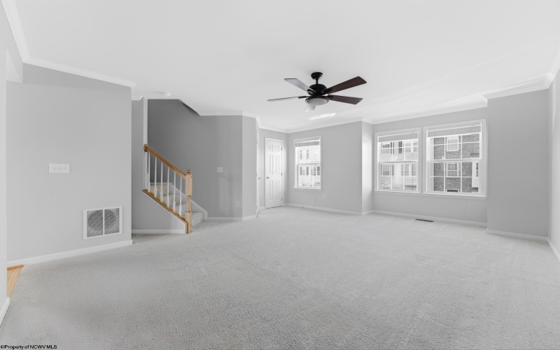 37 Robin Lane, Morgantown, West Virginia 26508, 3 Bedrooms Bedrooms, 10 Rooms Rooms,2 BathroomsBathrooms,Single Family Attached,For Sale,Robin,10164345