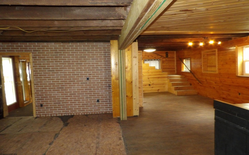 151 Patricia Avenue, Elkins, West Virginia 26241, 1 Bedroom Bedrooms, 10 Rooms Rooms,2 BathroomsBathrooms,Single Family Detached,For Sale,Patricia,10164347