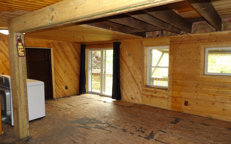 151 Patricia Avenue, Elkins, West Virginia 26241, 1 Bedroom Bedrooms, 10 Rooms Rooms,2 BathroomsBathrooms,Single Family Detached,For Sale,Patricia,10164347