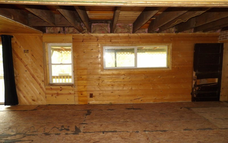 151 Patricia Avenue, Elkins, West Virginia 26241, 1 Bedroom Bedrooms, 10 Rooms Rooms,2 BathroomsBathrooms,Single Family Detached,For Sale,Patricia,10164347