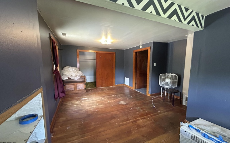 600 Limestone Road, Clarksburg, West Virginia 26301, 2 Bedrooms Bedrooms, 5 Rooms Rooms,1 BathroomBathrooms,Single Family Detached,For Sale,Limestone,10164344