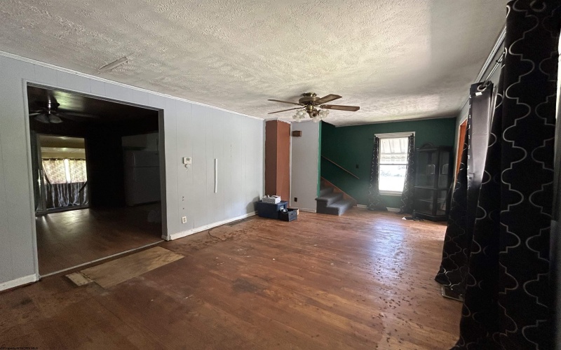 600 Limestone Road, Clarksburg, West Virginia 26301, 2 Bedrooms Bedrooms, 5 Rooms Rooms,1 BathroomBathrooms,Single Family Detached,For Sale,Limestone,10164344