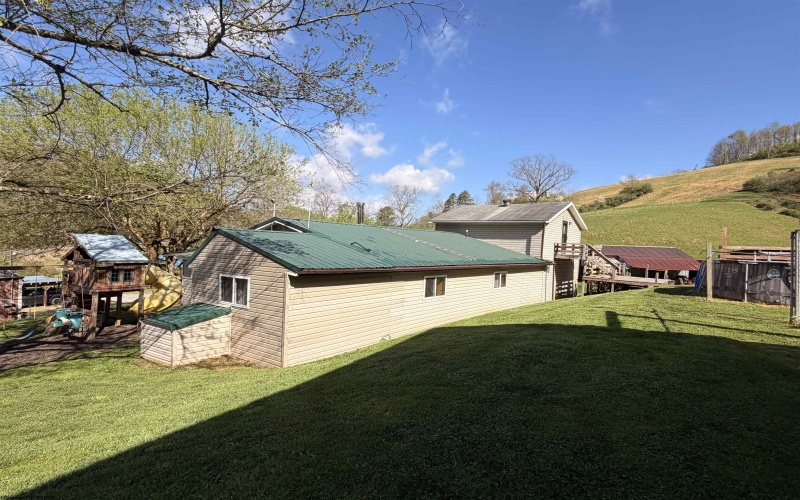 99 Benson School Drive, Jane Lew, West Virginia 26378, 4 Bedrooms Bedrooms, 10 Rooms Rooms,2 BathroomsBathrooms,Single Family Detached,For Sale,Benson School,10164350