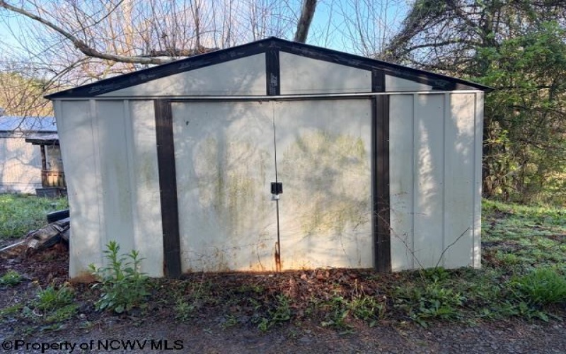 374 Saylor Road, Morgantown, West Virginia 26501, 2 Bedrooms Bedrooms, 4 Rooms Rooms,1 BathroomBathrooms,Single Family Detached,For Sale,Saylor,10164352