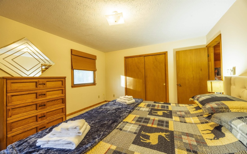 48 Chickadee Drive, Davis, West Virginia 26260, 3 Bedrooms Bedrooms, 7 Rooms Rooms,2 BathroomsBathrooms,Single Family Detached,For Sale,Chickadee,10164353