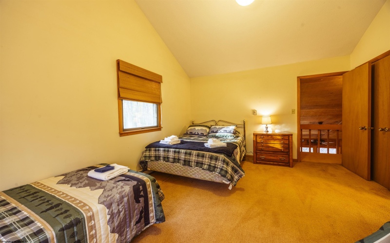 48 Chickadee Drive, Davis, West Virginia 26260, 3 Bedrooms Bedrooms, 7 Rooms Rooms,2 BathroomsBathrooms,Single Family Detached,For Sale,Chickadee,10164353