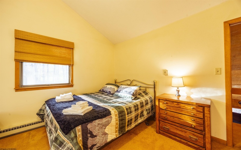 48 Chickadee Drive, Davis, West Virginia 26260, 3 Bedrooms Bedrooms, 7 Rooms Rooms,2 BathroomsBathrooms,Single Family Detached,For Sale,Chickadee,10164353