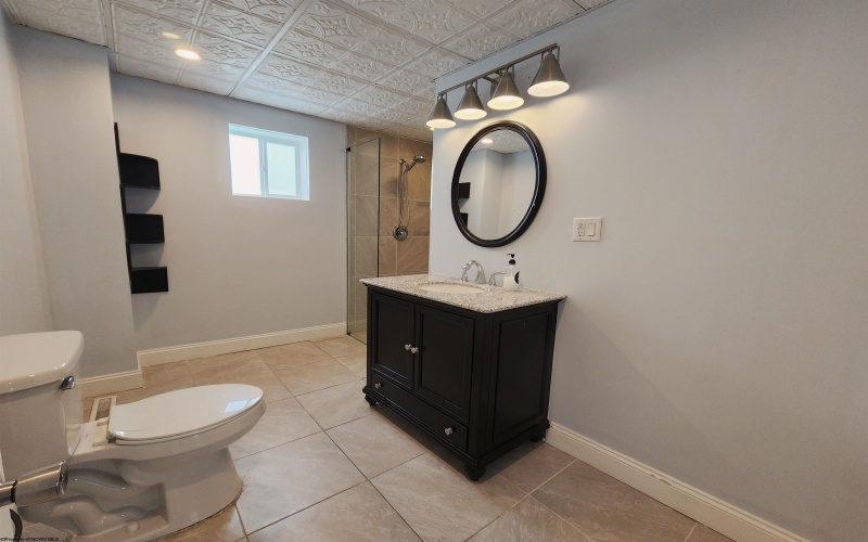 1255 Montrose Avenue, Morgantown, West Virginia 26505, 3 Bedrooms Bedrooms, 6 Rooms Rooms,2 BathroomsBathrooms,Single Family Detached,For Sale,Montrose,10164355