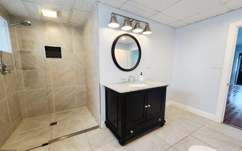 1255 Montrose Avenue, Morgantown, West Virginia 26505, 3 Bedrooms Bedrooms, 6 Rooms Rooms,2 BathroomsBathrooms,Single Family Detached,For Sale,Montrose,10164355