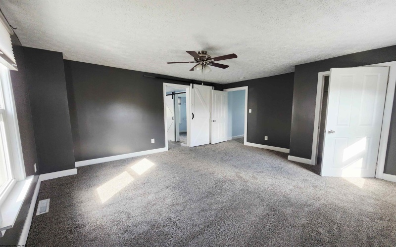 1255 Montrose Avenue, Morgantown, West Virginia 26505, 3 Bedrooms Bedrooms, 6 Rooms Rooms,2 BathroomsBathrooms,Single Family Detached,For Sale,Montrose,10164355