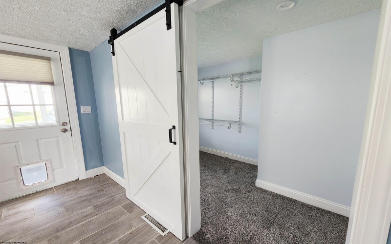 1255 Montrose Avenue, Morgantown, West Virginia 26505, 3 Bedrooms Bedrooms, 6 Rooms Rooms,2 BathroomsBathrooms,Single Family Detached,For Sale,Montrose,10164355