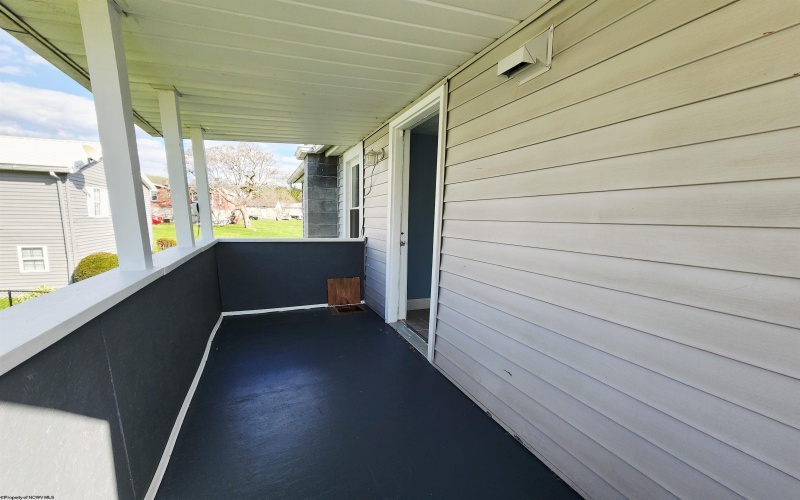 1255 Montrose Avenue, Morgantown, West Virginia 26505, 3 Bedrooms Bedrooms, 6 Rooms Rooms,2 BathroomsBathrooms,Single Family Detached,For Sale,Montrose,10164355