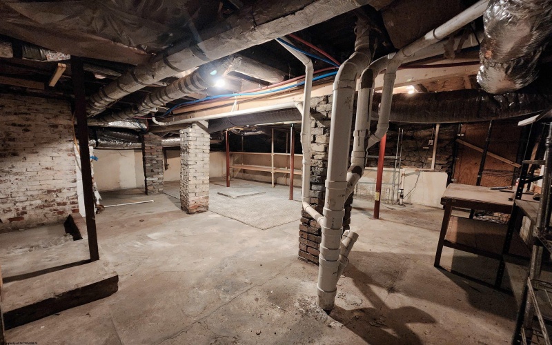 1255 Montrose Avenue, Morgantown, West Virginia 26505, 3 Bedrooms Bedrooms, 6 Rooms Rooms,2 BathroomsBathrooms,Single Family Detached,For Sale,Montrose,10164355