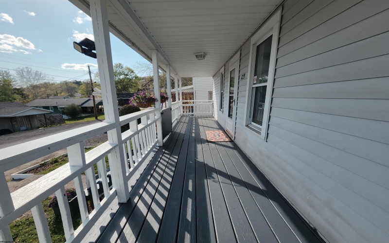 1255 Montrose Avenue, Morgantown, West Virginia 26505, 3 Bedrooms Bedrooms, 6 Rooms Rooms,2 BathroomsBathrooms,Single Family Detached,For Sale,Montrose,10164355