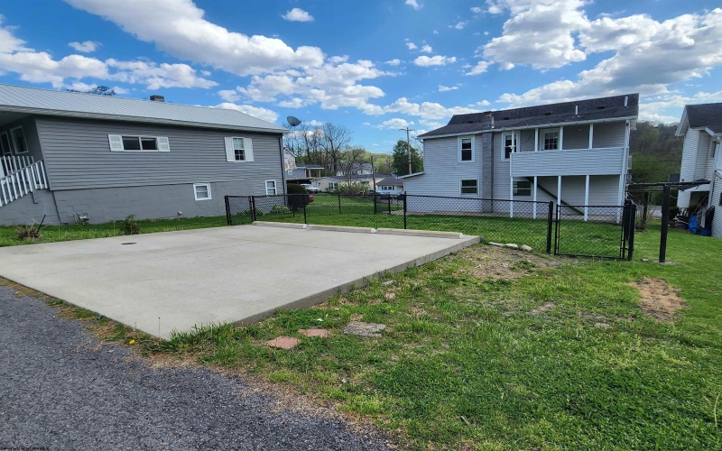 1255 Montrose Avenue, Morgantown, West Virginia 26505, 3 Bedrooms Bedrooms, 6 Rooms Rooms,2 BathroomsBathrooms,Single Family Detached,For Sale,Montrose,10164355