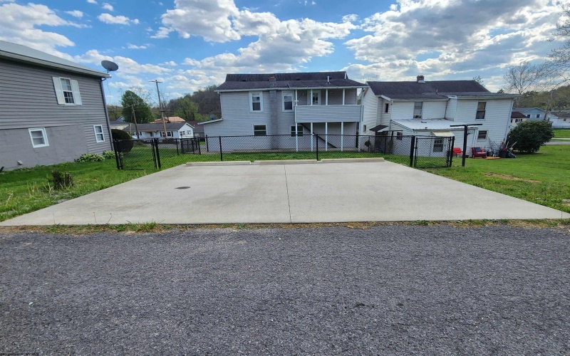 1255 Montrose Avenue, Morgantown, West Virginia 26505, 3 Bedrooms Bedrooms, 6 Rooms Rooms,2 BathroomsBathrooms,Single Family Detached,For Sale,Montrose,10164355