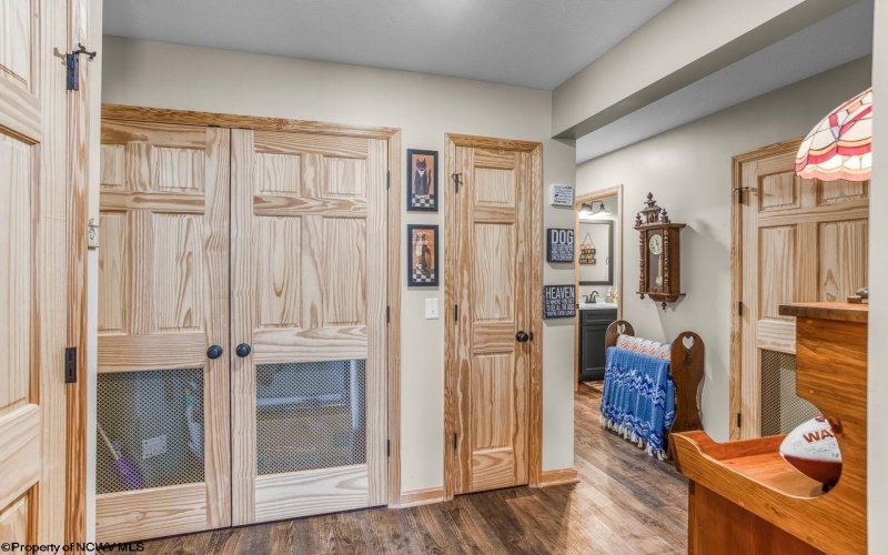 442 Grosbeak Drive, Terra Alta, West Virginia 26764, 3 Bedrooms Bedrooms, 10 Rooms Rooms,2 BathroomsBathrooms,Single Family Detached,For Sale,Grosbeak,10164356