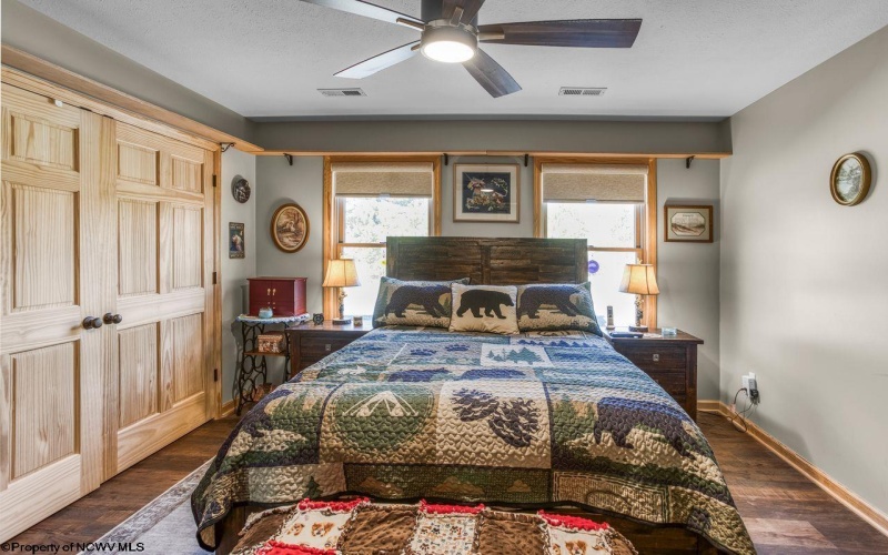 442 Grosbeak Drive, Terra Alta, West Virginia 26764, 3 Bedrooms Bedrooms, 10 Rooms Rooms,2 BathroomsBathrooms,Single Family Detached,For Sale,Grosbeak,10164356