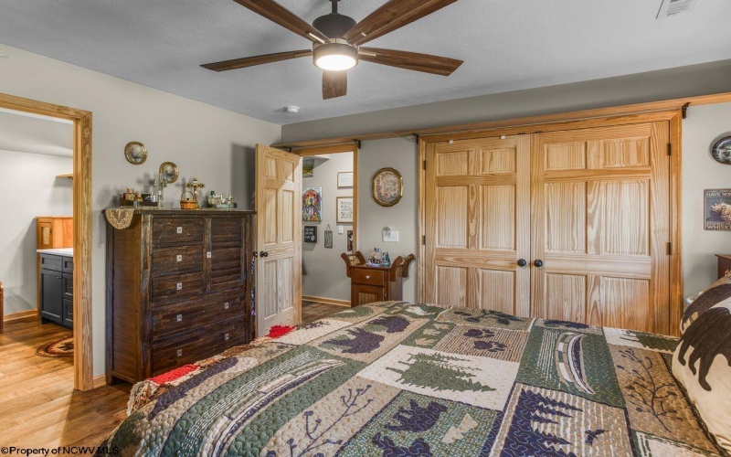 442 Grosbeak Drive, Terra Alta, West Virginia 26764, 3 Bedrooms Bedrooms, 10 Rooms Rooms,2 BathroomsBathrooms,Single Family Detached,For Sale,Grosbeak,10164356