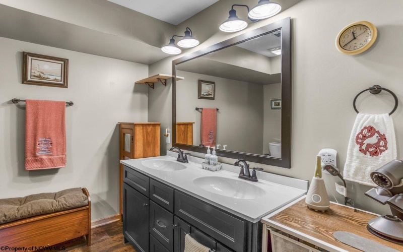 442 Grosbeak Drive, Terra Alta, West Virginia 26764, 3 Bedrooms Bedrooms, 10 Rooms Rooms,2 BathroomsBathrooms,Single Family Detached,For Sale,Grosbeak,10164356