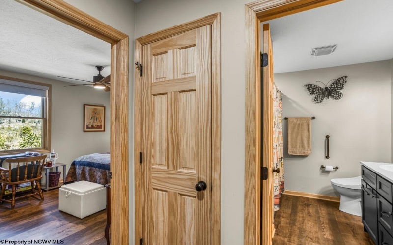 442 Grosbeak Drive, Terra Alta, West Virginia 26764, 3 Bedrooms Bedrooms, 10 Rooms Rooms,2 BathroomsBathrooms,Single Family Detached,For Sale,Grosbeak,10164356