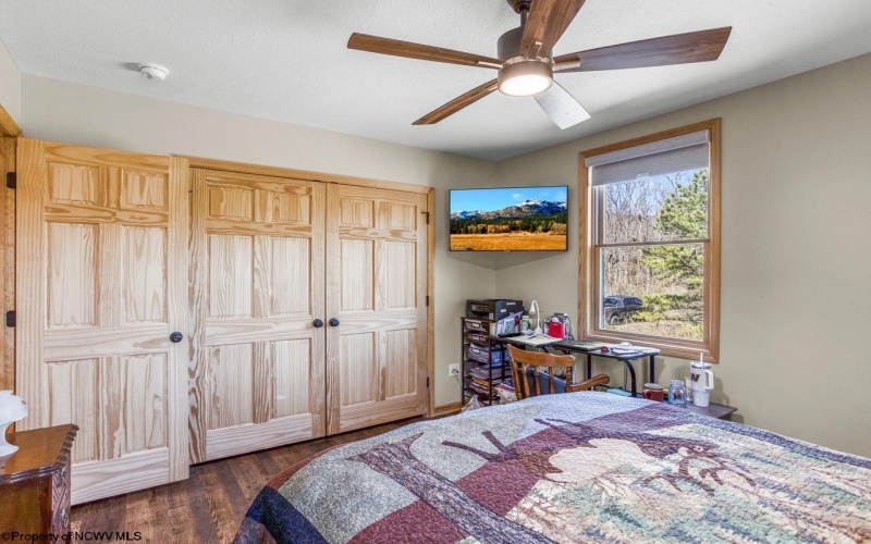 442 Grosbeak Drive, Terra Alta, West Virginia 26764, 3 Bedrooms Bedrooms, 10 Rooms Rooms,2 BathroomsBathrooms,Single Family Detached,For Sale,Grosbeak,10164356