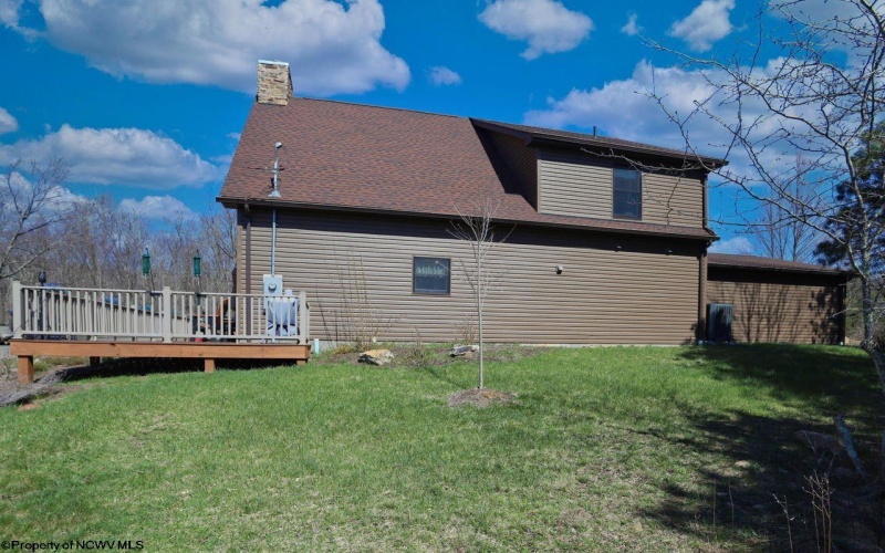 442 Grosbeak Drive, Terra Alta, West Virginia 26764, 3 Bedrooms Bedrooms, 10 Rooms Rooms,2 BathroomsBathrooms,Single Family Detached,For Sale,Grosbeak,10164356