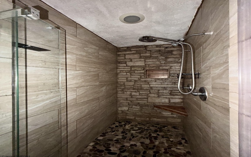 451 Maple Street, Philippi, West Virginia 26416, 3 Bedrooms Bedrooms, 5 Rooms Rooms,2 BathroomsBathrooms,Single Family Detached,For Sale,Maple,10164357