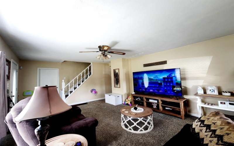 82 Pleasant Street, Masontown, West Virginia 26542, 3 Bedrooms Bedrooms, 6 Rooms Rooms,2 BathroomsBathrooms,Single Family Detached,For Sale,Pleasant,10164360