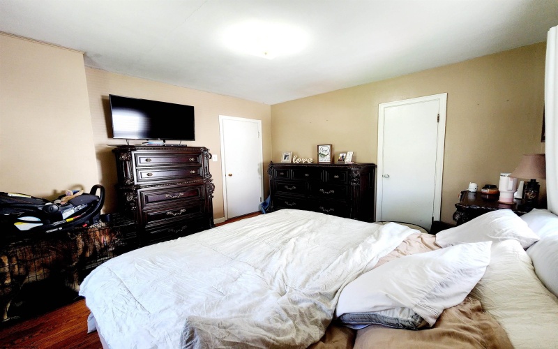 82 Pleasant Street, Masontown, West Virginia 26542, 3 Bedrooms Bedrooms, 6 Rooms Rooms,2 BathroomsBathrooms,Single Family Detached,For Sale,Pleasant,10164360