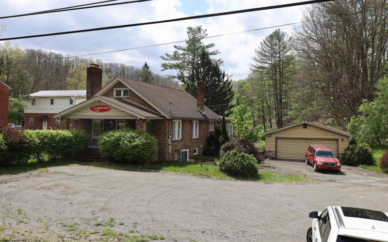 300 Beverly Pike, Elkins, West Virginia 26241, 3 Bedrooms Bedrooms, 7 Rooms Rooms,3 BathroomsBathrooms,Single Family Detached,For Sale,Beverly,10164359