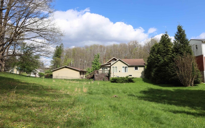 300 Beverly Pike, Elkins, West Virginia 26241, 3 Bedrooms Bedrooms, 7 Rooms Rooms,3 BathroomsBathrooms,Single Family Detached,For Sale,Beverly,10164359