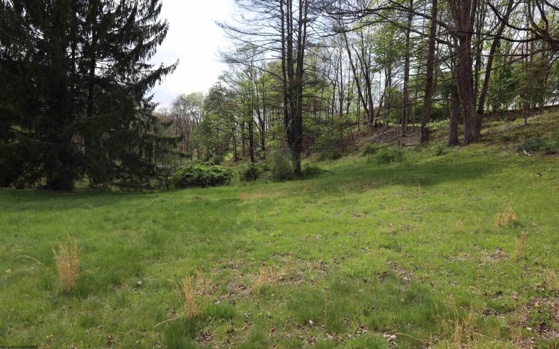 300 Beverly Pike, Elkins, West Virginia 26241, 3 Bedrooms Bedrooms, 7 Rooms Rooms,3 BathroomsBathrooms,Single Family Detached,For Sale,Beverly,10164359