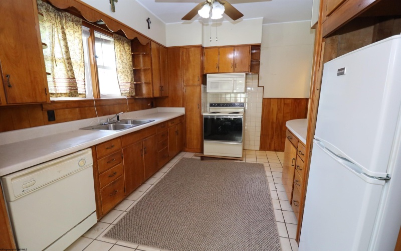 300 Beverly Pike, Elkins, West Virginia 26241, 3 Bedrooms Bedrooms, 7 Rooms Rooms,3 BathroomsBathrooms,Single Family Detached,For Sale,Beverly,10164359