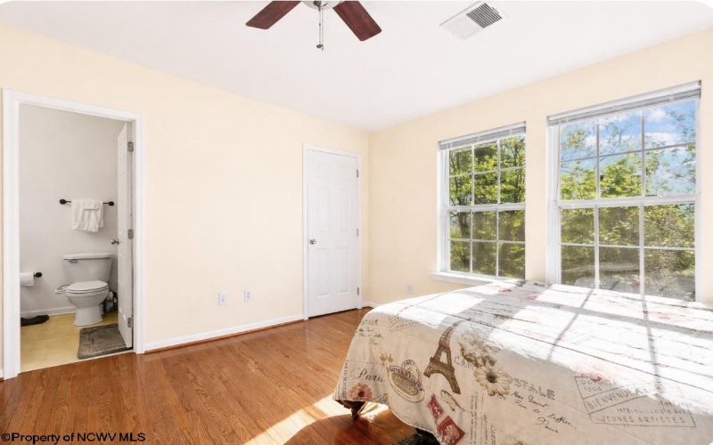 128 Birds Eye View Drive, Morgantown, West Virginia 26501, 3 Bedrooms Bedrooms, 7 Rooms Rooms,3 BathroomsBathrooms,Residential Rentals,For Rent,Birds Eye View,10164372