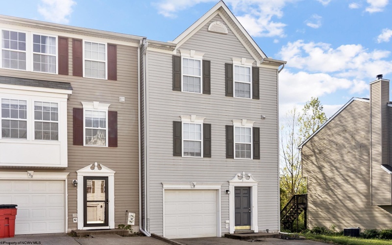 128 Birds Eye View Drive, Morgantown, West Virginia 26501, 3 Bedrooms Bedrooms, 7 Rooms Rooms,3 BathroomsBathrooms,Residential Rentals,For Rent,Birds Eye View,10164372