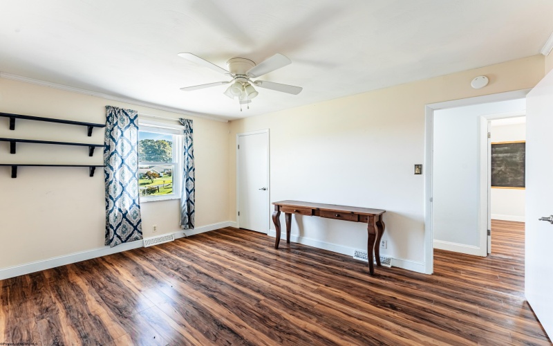 105 Kay Street, Morgantown, West Virginia 26501, 3 Bedrooms Bedrooms, 7 Rooms Rooms,3 BathroomsBathrooms,Single Family Detached,For Sale,Kay,10161742