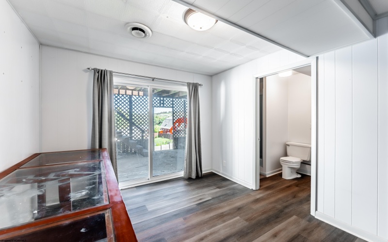 105 Kay Street, Morgantown, West Virginia 26501, 3 Bedrooms Bedrooms, 7 Rooms Rooms,3 BathroomsBathrooms,Single Family Detached,For Sale,Kay,10161742